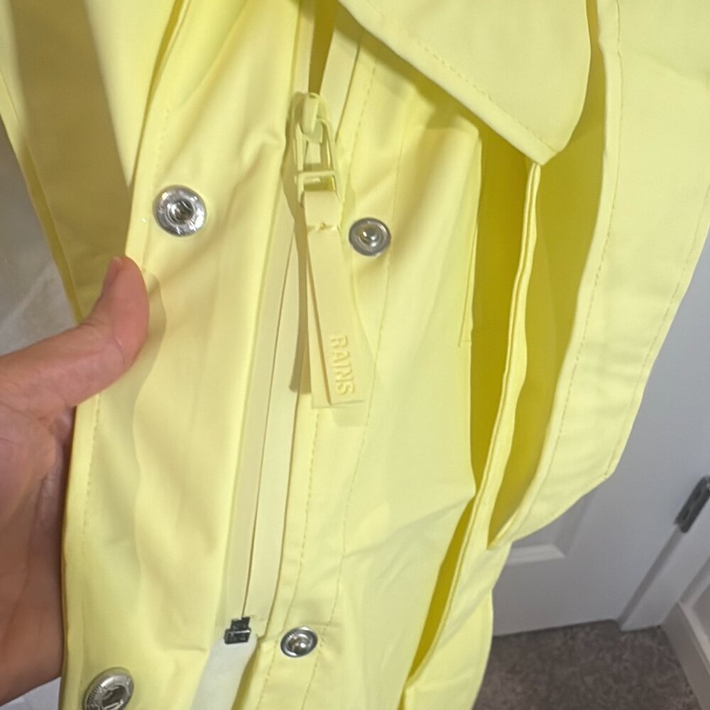 Rains Curve w Jacket - Picture 5 of 7